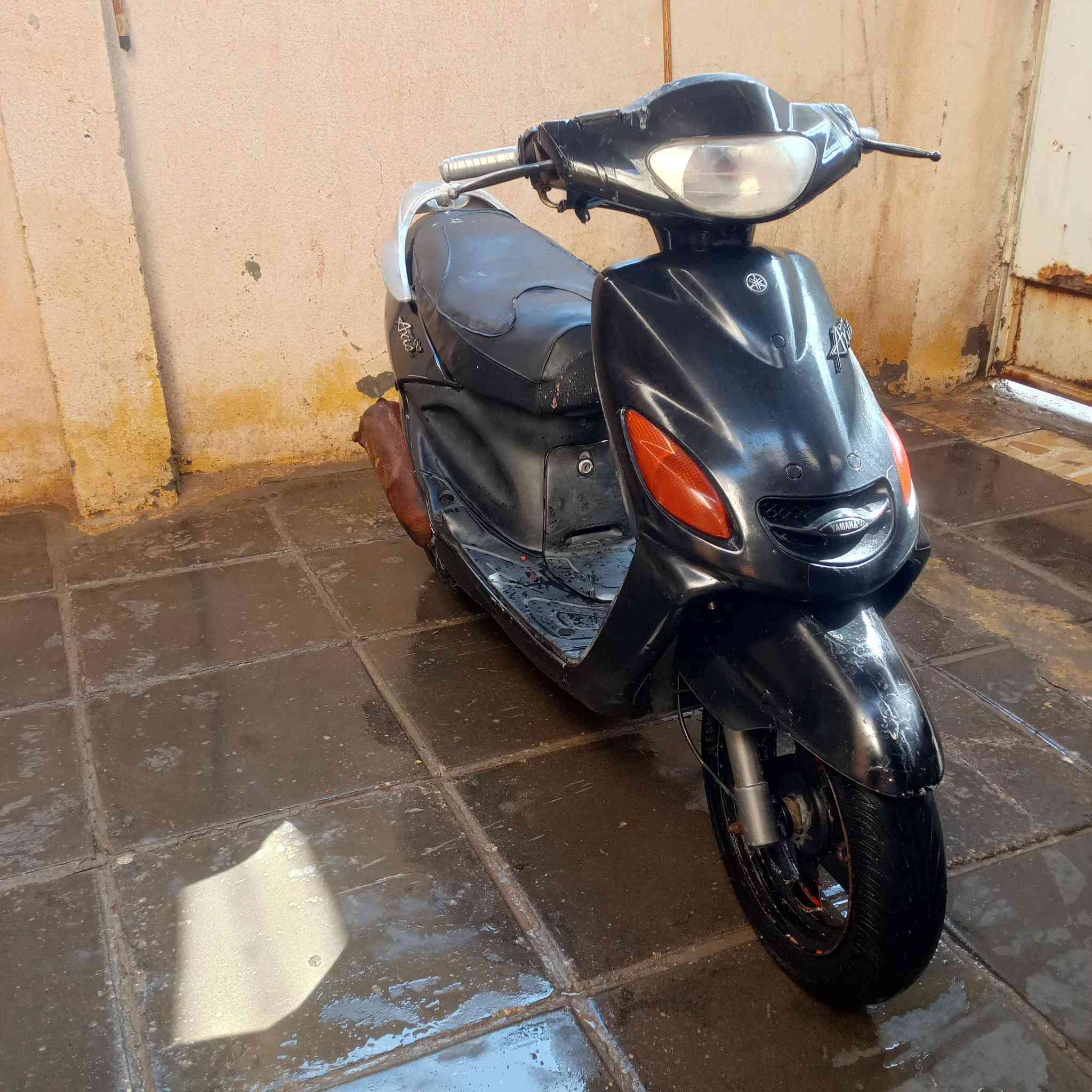 دراجه اكزز للبيع الدراجه جاهزه كله شغاله هندر سلف أشير لايت بك لايت  عداد سرعه الدراجه مبدل بيه بس بستم السعر 450وبيه مجال حك الجيه ***********
