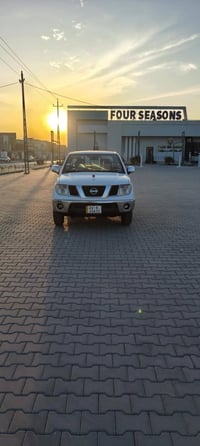 نيسان نافارا • ٢٠١٢ • رقم دهوك