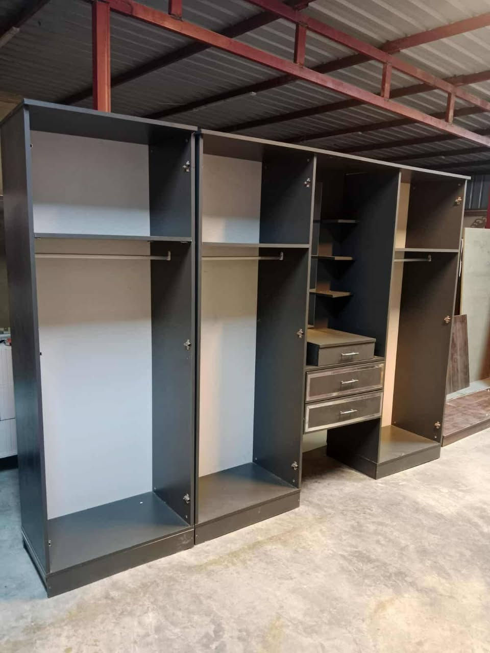 غرفة نوم مستعملة🇹🇷
موديل حديث 
اصدار /26
 نضافة95 ٪💯
عدد القطع / 6 
نضام / أبواب 💢 
ميز تواليت داخلي 
سعرها / 650 💸
شد ونقل داخل بغداد مجاني🚛
يوجود توصيل محافضات 🚛


**إذا كنت صاحب هذا الإعلان وتريد حذفه لأي سبب، رجاءا أرسل رسالة إلى الدعم الفني**