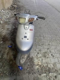 دراجه للبيع 200 الف شغاله  07808357420