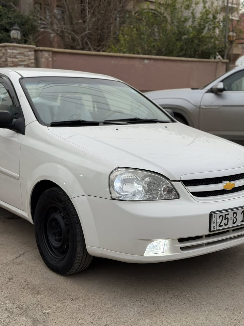 {سلام عليكم اخوان}
-شوفرليت أوبترا 2005 مؤسسه للبيع فقط
-رقم هاتف ***********
-رقم كركوك دولي بأسمي سنويه مجدد لل 2031
-كير محرك بدون عيب ماشي 188 الف حقيقي فقط 
-بيه قطعتين صبغ بدون دواخل وجم مكان بارد
-صدر امامي وخلفي لوك كله مبدل صار اسبوع
-عنوان كركوك سعر 68 وبيه مجال جدا بسيط
