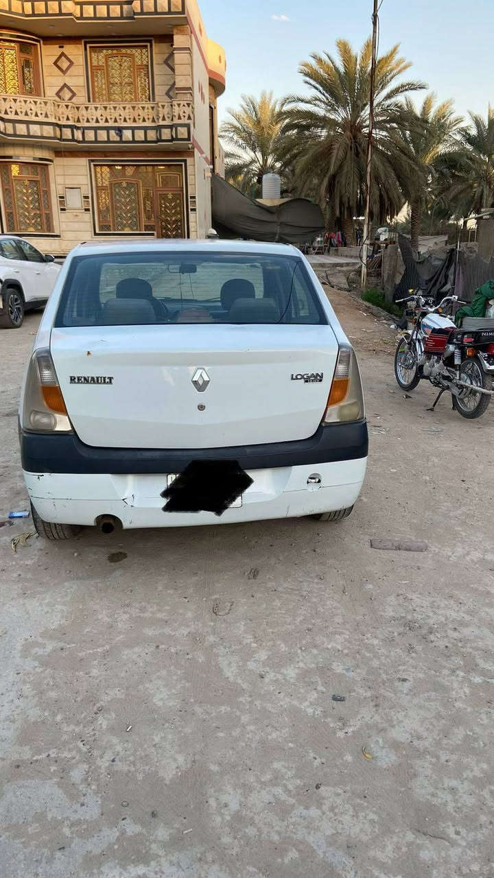 السلام عليكم رينو للبيع سياره جاهزه خير من الله ماكينه جير كفاله رقم انبار تحويل ثانيم  مكان باب المسيب السعر 45 وبيها مجال ***********
