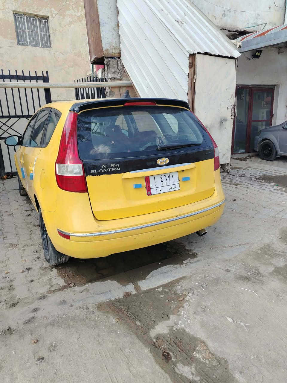 السلام عليكم النتره تورنج ٢٠١٠ كير مكينه تبريد حداديه  تخم تاير كله جديد امريكي  جاملغ وبنيد ما عابره رقم نكليزي بسمي السعر 76وبيه مجال لشراي او مراوس بخصوصي ‏‪0784 745 3785‬‏
