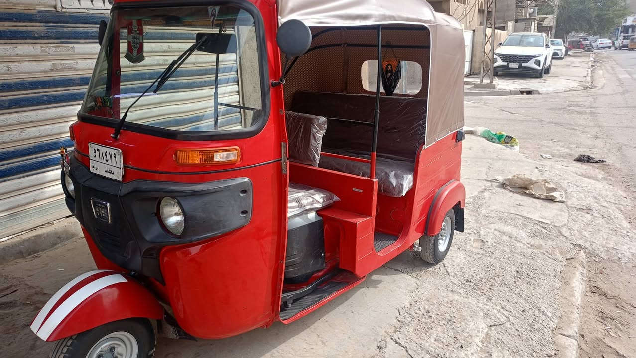 السلام عليكم تكتك 19شهر 2 بلاديه بس الدوس معمره وبيه طخه بسيطه يم البكلايت ومكحله مكاني الشعب نهايت الفوراتات ***********
