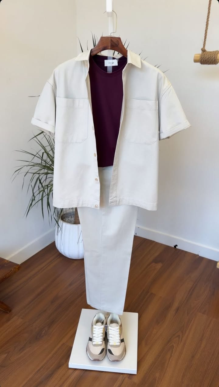 وصل سووت جديد كتان رسمي 
قال وخامه درجه اولى 
السعر ❤️❤️60❤️❤️


**إذا كنت صاحب هذا الإعلان وتريد حذفه لأي سبب، رجاءا أرسل رسالة إلى الدعم الفني**