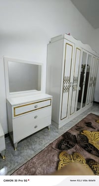 غرفة تركي استخدام قليل كلش مابيهاا اي خلل جاهزه ومرتبه هيه والفراش مال...