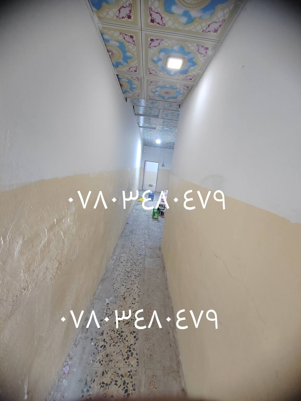 دار للايجار ١٠٠ متر حي العسكري مدارس منطقة ٥٠٠٠ قرب شارع سبيس نهاية ٥٠٠٠.
بيت طابق و نص 
يحتوي الدار على ٣ غرف نوم مع استقبال و مطبخ مرافق خارجي مع حمام.
الايجار المطلوب ٢٧٥ مع المجال البصيط.
مطلوب عائلة تحافض على دار وتدفع إيجار بانتظام.
للاستفسار الاتصال ***********
