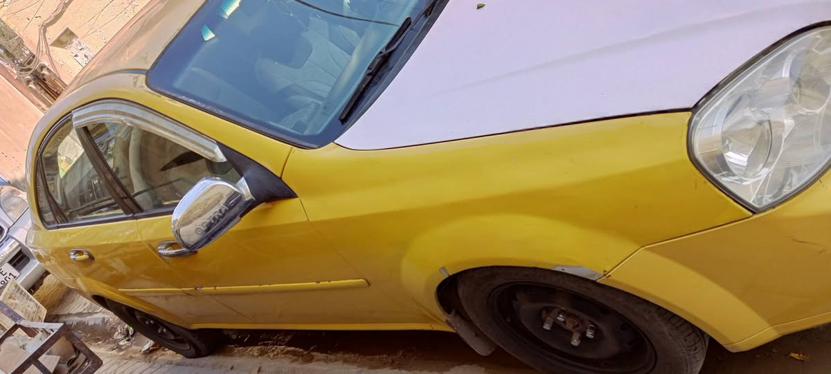 سلام عليكم اوبترا موديل ١١رقم انكليزي بغداد باسمي بيها منظومه غاز سونارها عندي بيها  جاملغ وبنيد وبيها دعجه من جوه بمكان الاسبير سعر 57 رقمي ***********
