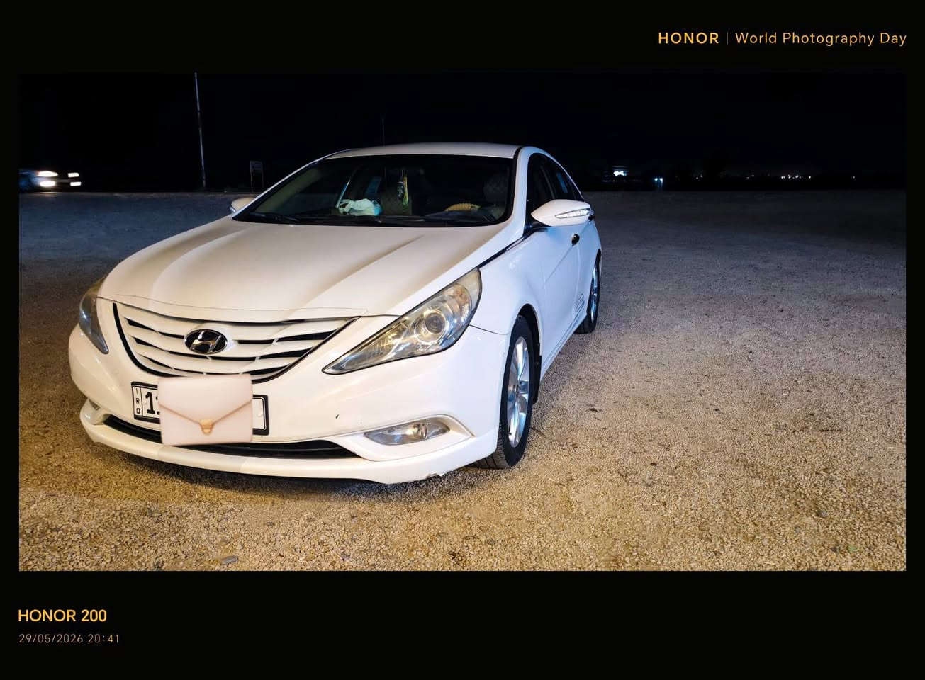 السلام عليكم 
هونداي سوناتا موديل 2013خليجي مكفولة مكينة 2400 دوش على وضع الشركة ممفتوحة سيارة مكفولة من الضرر والصبغ كفالة سيارة احلة من الصور مواصفات السيارة تحكم ستيرن حساسات خلفية مري شفط + أشاير بالمري تبريد خلفي ويل كب  نظام ترحيب ثلاث أنظمة قيادة وبعد بية هواي مواصفات مكينة كير صدر تبريد تخم تاير باتري كلة جديد بالعافية عل ياخذها سيارة جديدة رقم بغداد سنوية ورقم وهزة جدد ثاني يوم تحويل مكان السيارة الانبار الخالديه سعر 143 وبية مجال رقم موبايل ***********
