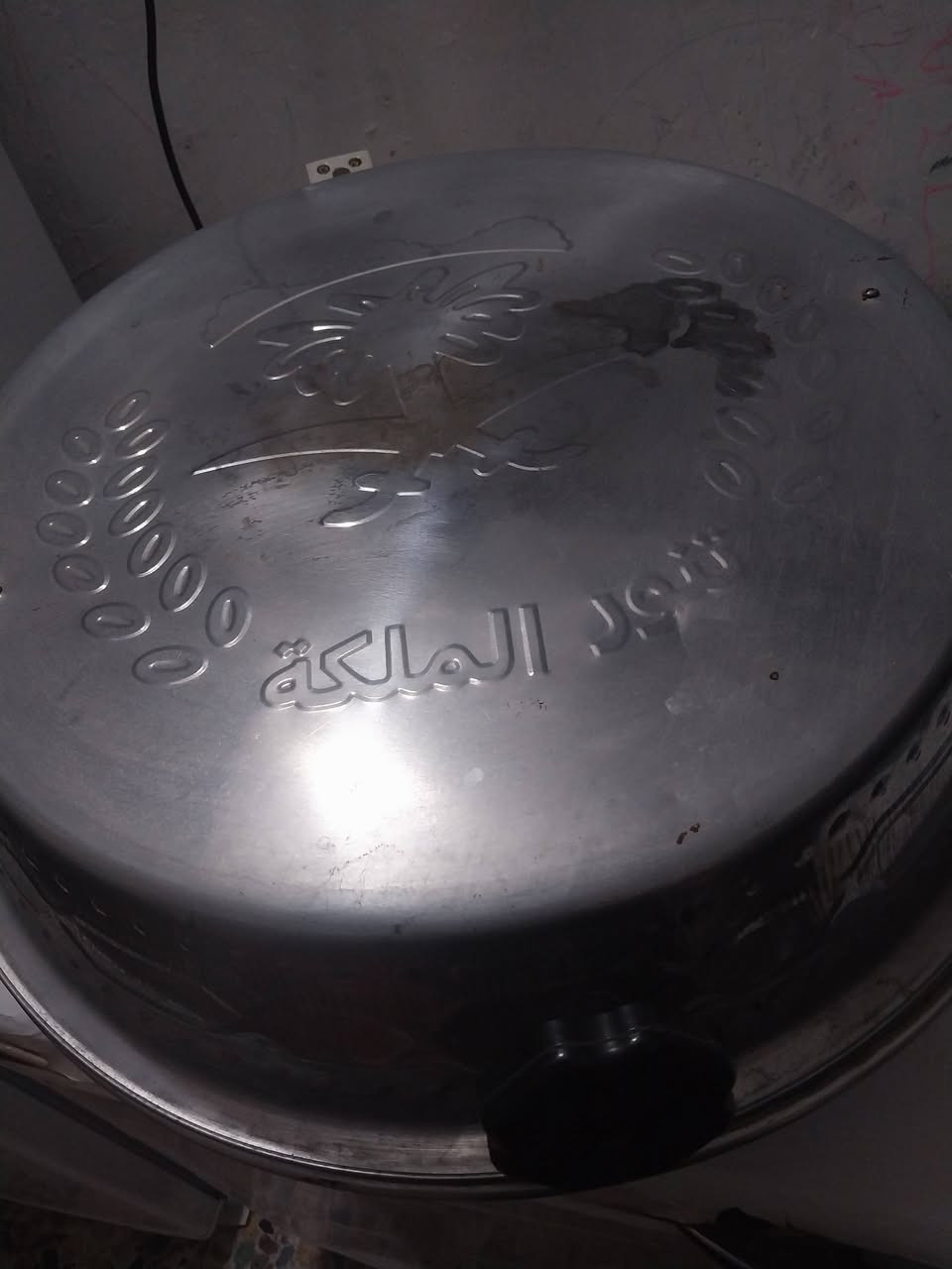 تنور كهربائية للبيع مستعمل مره واحد
للتواصل في الخاص


**إذا كنت صاحب هذا الإعلان وتريد حذفه لأي سبب، رجاءا أرسل رسالة إلى الدعم الفني**