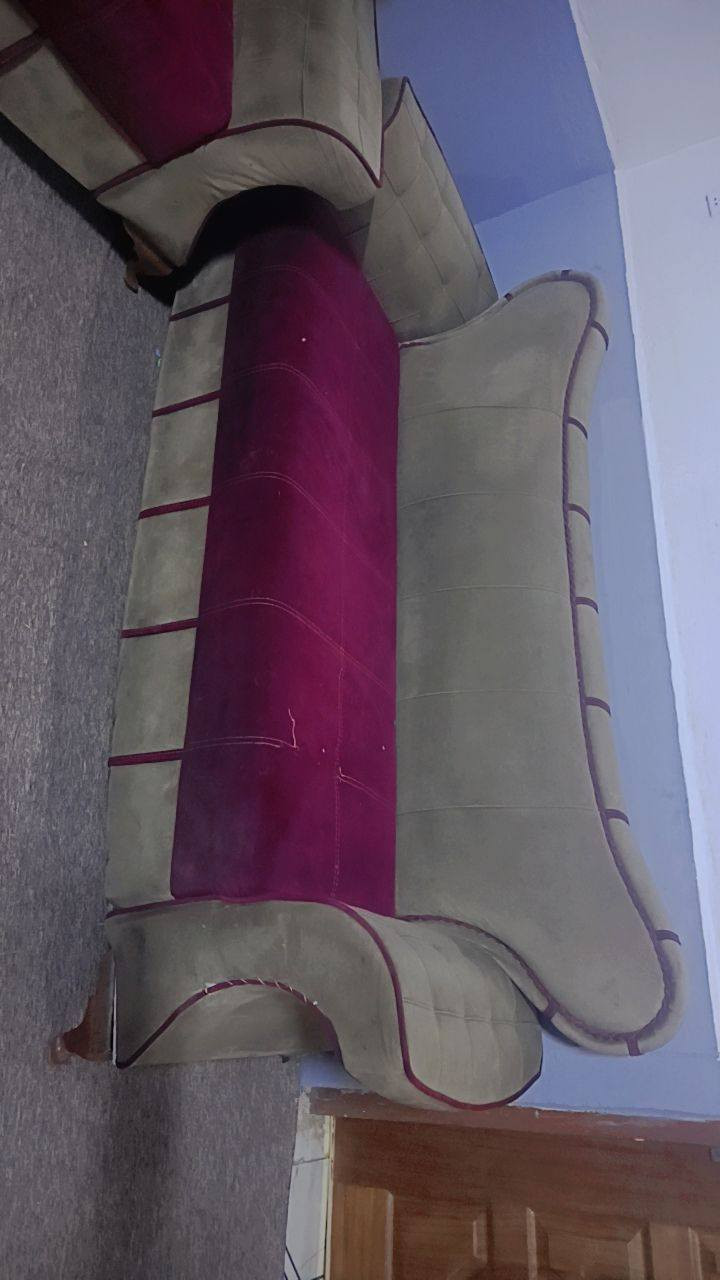 تخم ضخم قوي خمس قطع عشر مقاعد للبيع المستعجل والشراي على الخاص رجاءا


**إذا كنت صاحب هذا الإعلان وتريد حذفه لأي سبب، رجاءا أرسل رسالة إلى الدعم الفني**