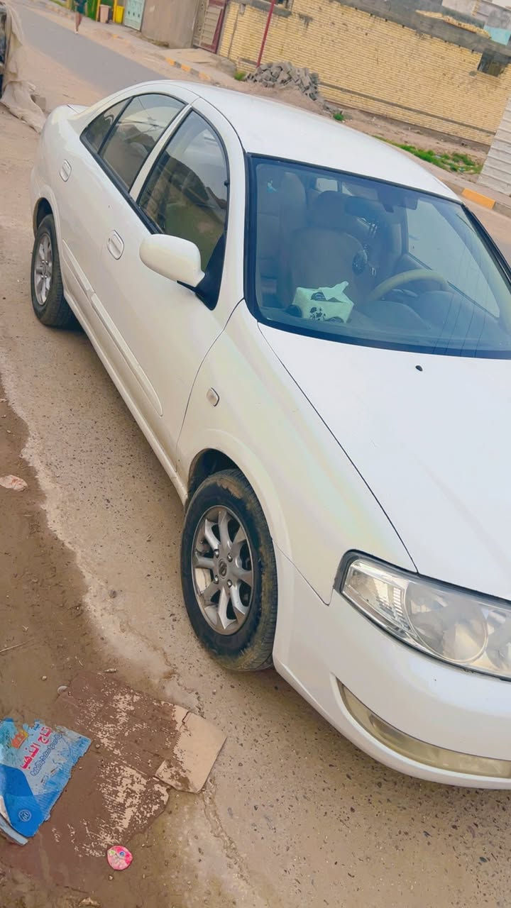 السلام عليكم من رخصة المدير للبيع سني موديل ٢٠٠٩ بلادية رقم بغداد بأسمي السيارة جاهزة مابيهة اي نقص وكلش نضيفةوبالواقع احلى من الصور السعر ٩٥ مكان السيارة بغداد  ابي غريب 
***********
