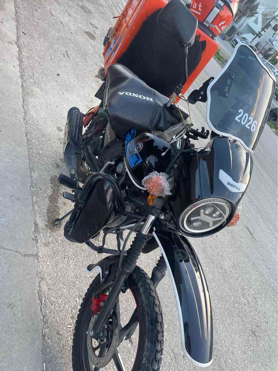 دایوەنن جه به لى 200Cc 2025

سه نه وى تا 2031تازهيه

پليّتى نينكَليزى

كيّجى ئه لكيرونى

ما توره كه زوّر ياكه

تايه بوّ تايه به شهرتى هه مووشتى موشته رى ته له فونكه خزمه ت ئه كه م

***********

سعره كهى 2,350 معامه له يه كى برايانه السليمانية, العراق
