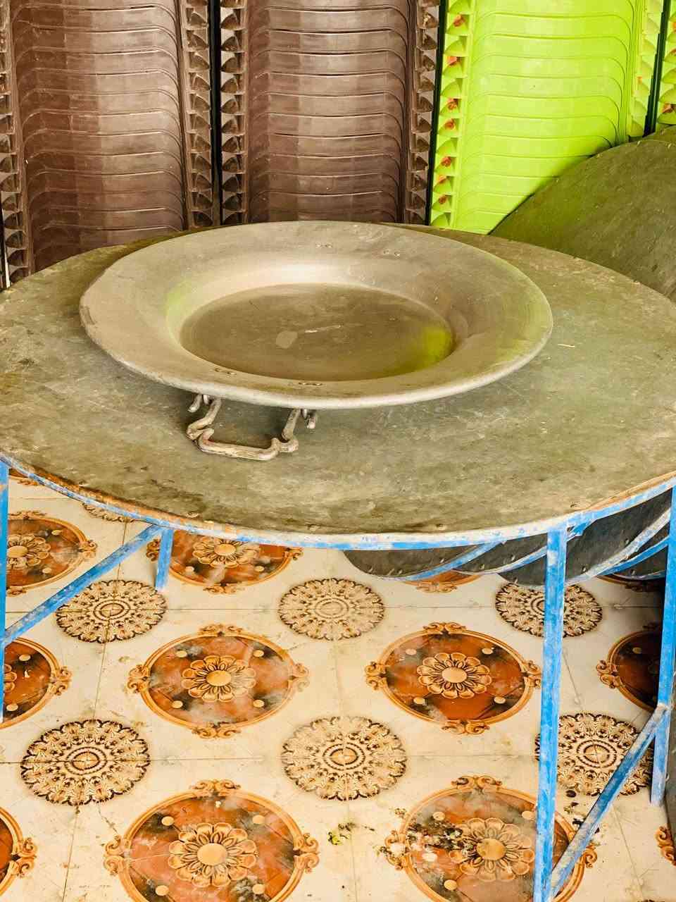 محل تجهيزات المناسبات للبيع ***********
