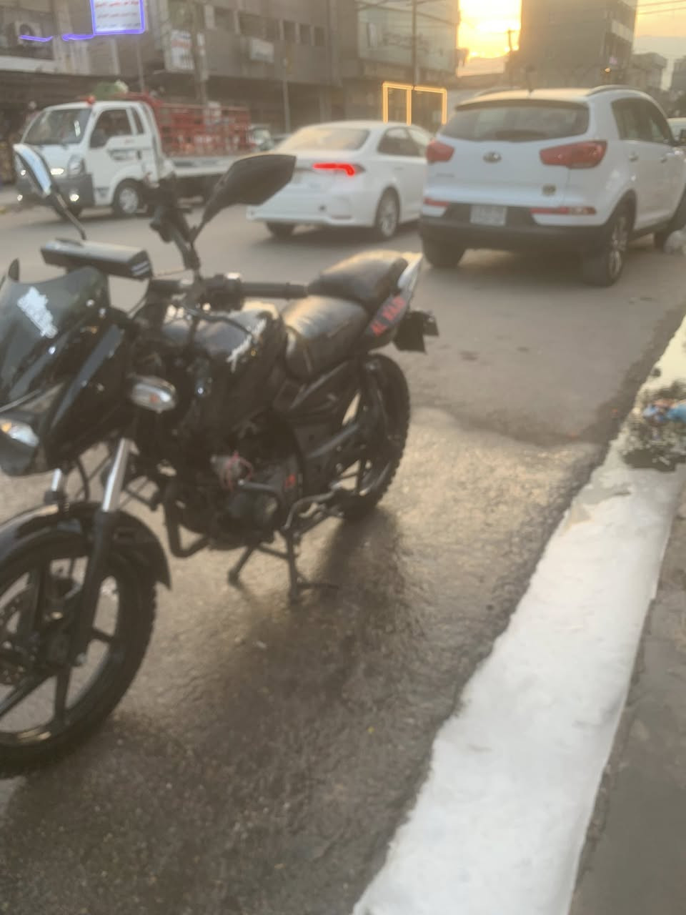 السلام عليكم دراجه بولسار مرقم سنويه ورقم انكليزي دراجه خير من الله مكينه خرسه نكره سلف بكل وقت تحويل ثاني يوم بيه نقص مازده بس 
مكان بغداد الجديده ***********اتصل وبيك خير وتدلل ممتواجد عل فيس
