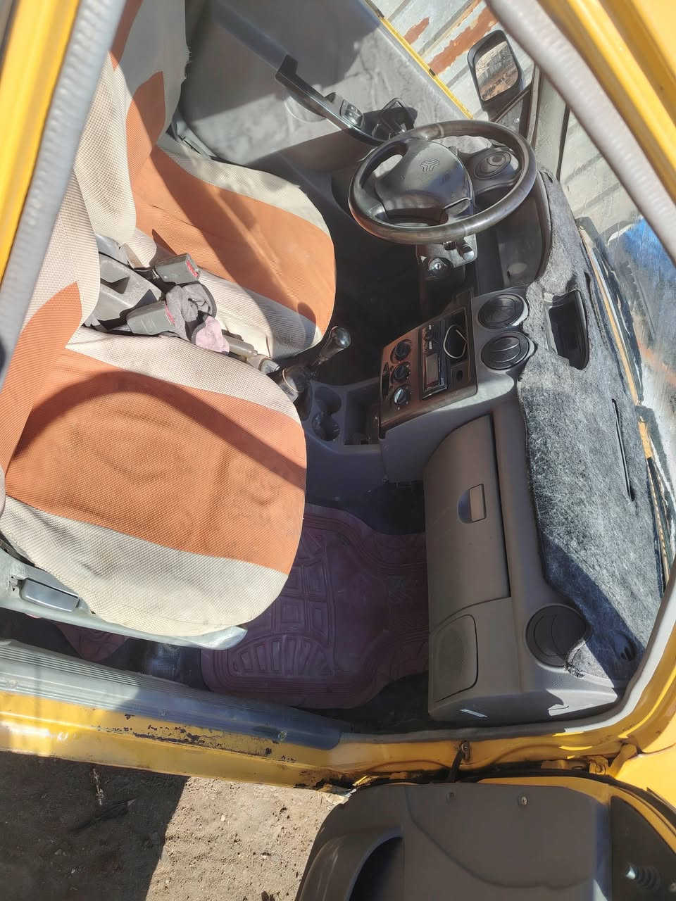 السلام عليكم سايبا ٢٠١٢ هيئة غرامات مصفرة باسمي رقم جديد انكليزي معمر الخياسات جديد بس ماصابغهن مكينه بيها خيط تبخير ٢٤ وبيها مجال مكاني بغداد
***********  واتساب بي
