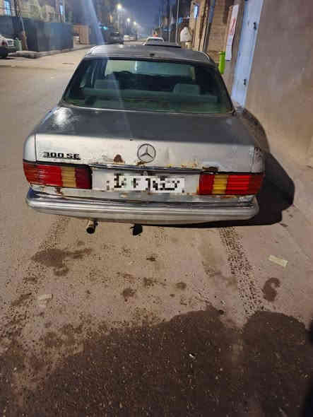 السلام عليكم
مارسدس رئاسي مديل 83 /سنويته /2030
سيارة حلوة مكينه وكير 2ونص VVT-i 
حلوات ،رقمها بصرة رقم جديد انكليزي  والتبريد مافاحصة بيه خياسات شي بسيط
السعر 30ورقة 

على العلم تحويل ثاني يوم
ابيع كومة حديد
العنوان البصرة) (رقم الهاتف) (***********) البصرة, العراق
