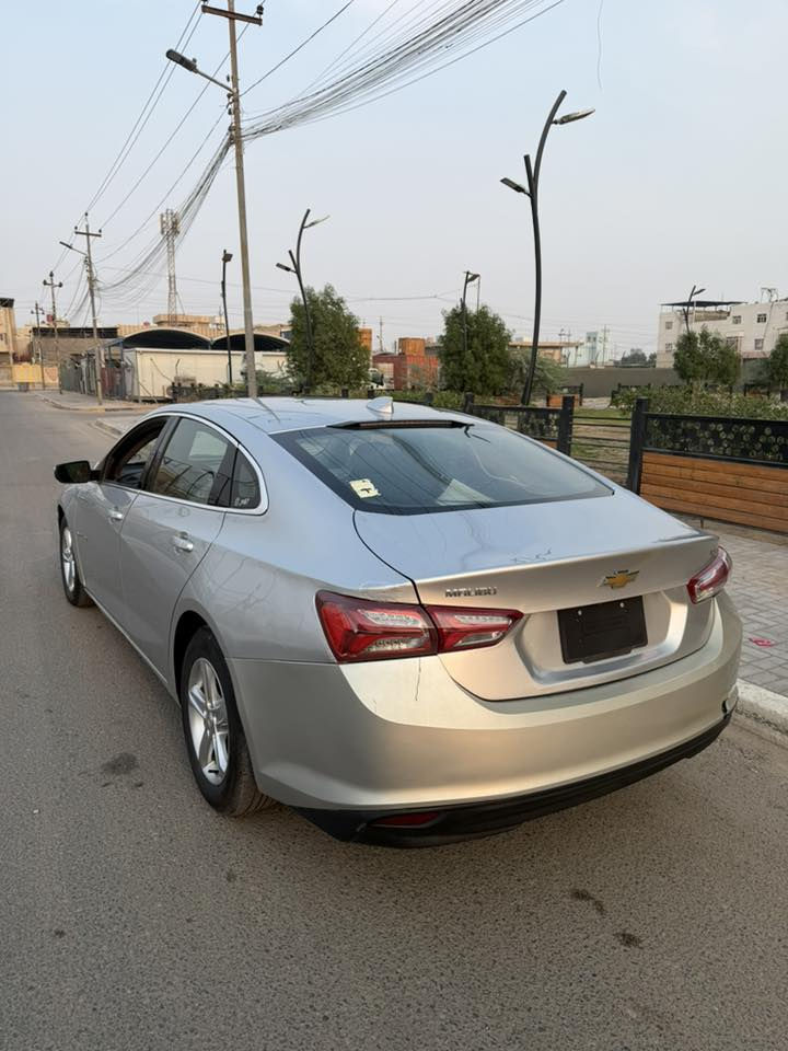 السلام عليكم سيارة ماليبو موديل2022
سياره بيه جاملغ وبنيد وبيه باردات

حداديه جديده تخم تاير جدد تبريد ثلج

سياره رقم بصرة معوقين 

السعر 105

العنوان بصرة📍

رقم الهاتف***********
