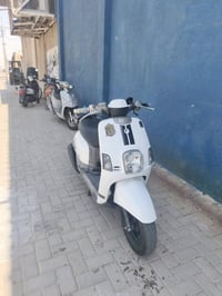 بوليسي • كابريتر • نعومة