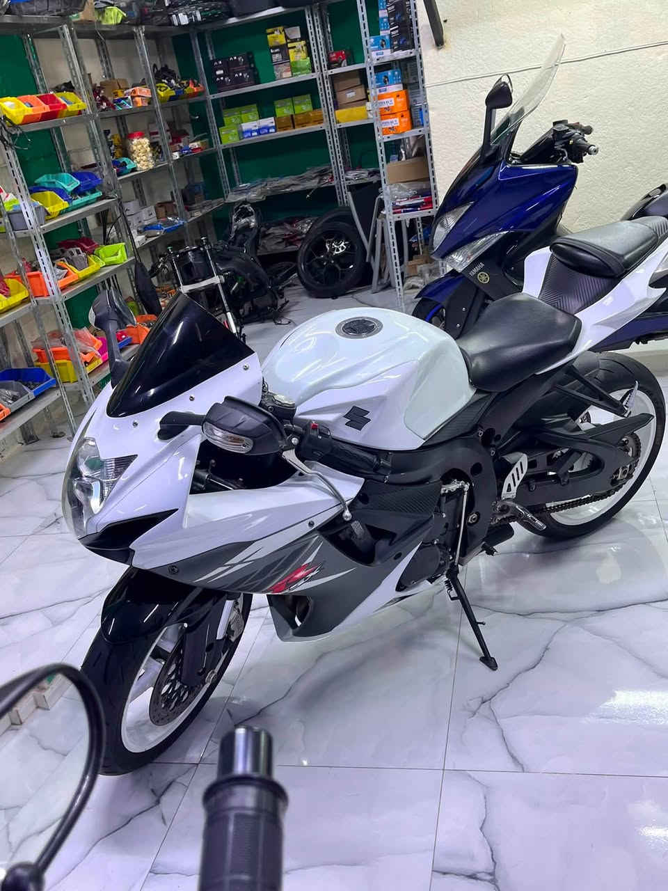سلام عليكم جكسر 600 كفاله عامه دخول جديد موديل2019
الدراجه خير و الاستفسار *********** الدوره شارع المعلمين
