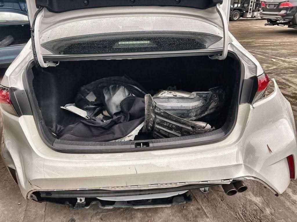 كورلا هايبرد 2024 seبلس بلاك.  وارد امريكي دخول جديد

محرك 1800لمرغوب 
سياره فول مواصفات عدا سلايد
تجي ويل مميز ١٨ رياضي
رادار امامي 
بكلايت ليد مو عادي
شاشة حجم كبير
كشن حضن
بريد هولد
٣ وضعيات قياده
اشاير مري 
سستم صوت jbl جدا مميز
دوسات بلاد رياضي 
السيارة كفالة عامه عدا بارد خشم بنيد فقط 
175$     *********** بغداد, العراق
