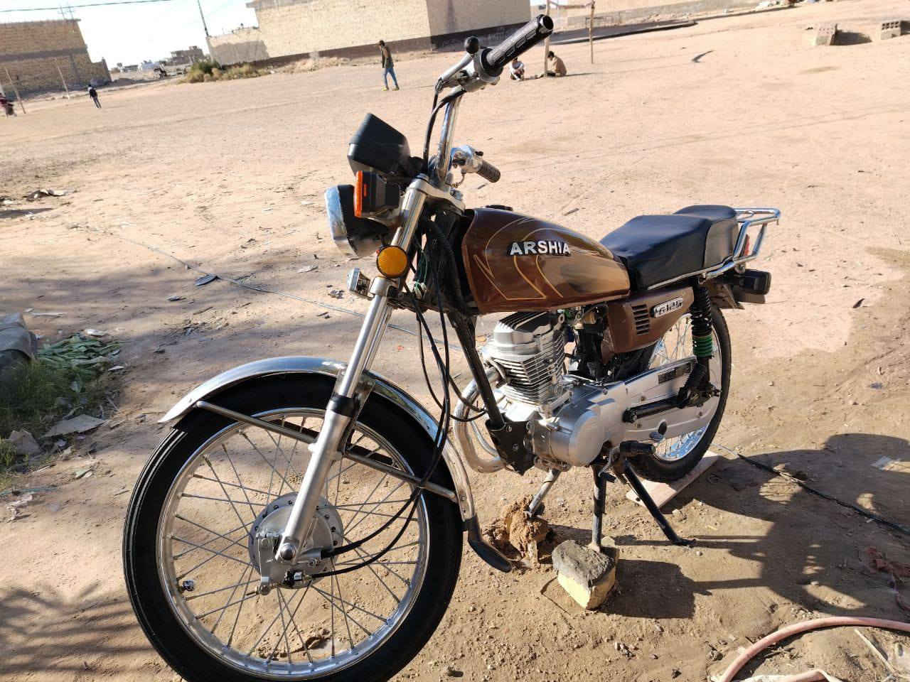 للبيع اربعه كير. شاصي ارشه 16 محرك نامه متياز   سنويه رقم نكليزي. نجف
السعر  900.بيه مجال     ***********.خاص مفتوح
