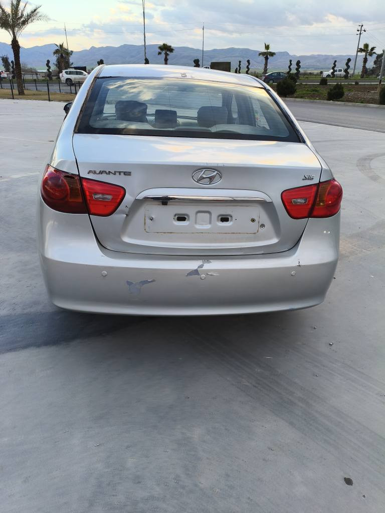 ئە ڤینتی 2008علوج براوە یە ک کە ڤەری گوڕاوە بی دە عموو لیداو سە قفی بە شەرت مە کینە دە نگی تیا بە ڵام دووکەڵی نیە حیزام نە کراوە نرخی 42گە ڵا شوین ڕانیە حاجیاوا نرخی خواربازاره *********** السليمانية, العراق
