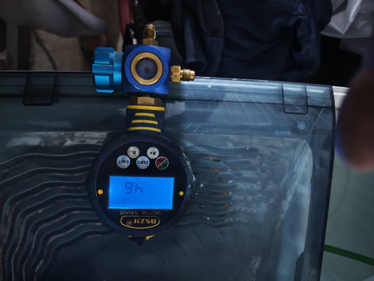 السلام عليكم ورحمه الله من رخصت الادمن المحترم كيج شحن نوع دزج للبيع السعر 50 مكاني الدوره ***********
