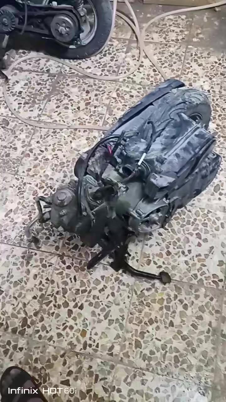 السلام عليكم ورحمة الله وبركاته شباب مكينه ماكس منغولي للبيع امكينه كامله وعوزه بس تجفيت بوشه وبستم وكدامكم المكينه وسعرهه 150وبيهه مجال
الشراي خاص


**إذا كنت صاحب هذا الإعلان وتريد حذفه لأي سبب، رجاءا أرسل رسالة إلى الدعم الفني**