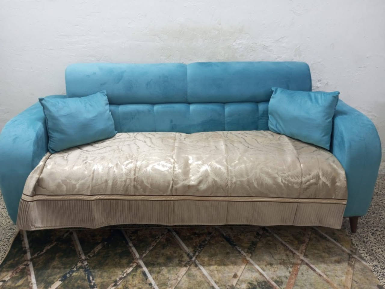 السلام  عليكم اني مندوبة وهذا تخم قنفات تركي ٨ مقاعد ما بيه اضرار جديد مشتري قبل يومين مكانه القاهره الثانية قرب اسلحه البرق سعره 400


**إذا كنت صاحب هذا الإعلان وتريد حذفه لأي سبب، رجاءا أرسل رسالة إلى الدعم الفني**