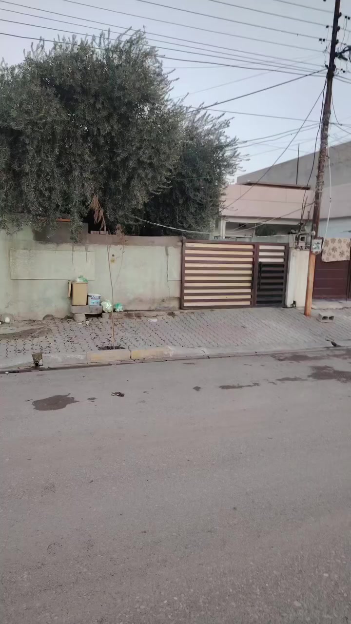 سلام عليكم
بيت ٣٠٠ متر
واجهة ١٢ نص
نوع العقار طابو ملك صرف
عنوان حي واسطي دور سكك سايدين بانزين خانه واسطي
بيع او ومراوس بيت جديد
*********** واتساب فقط
