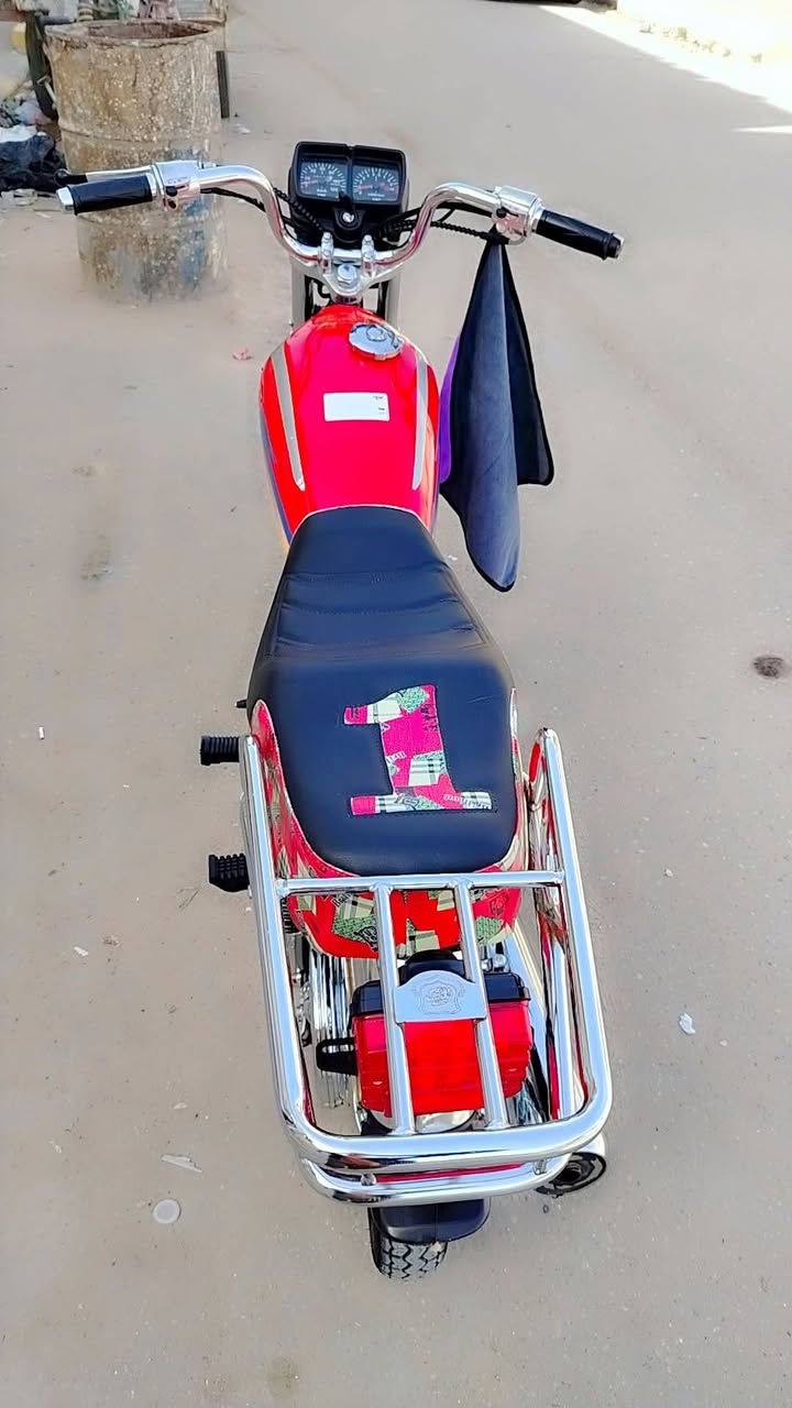 دراجه البيع المكينه تيربو أوراق استنساخ مديل 2026سعر ٨٥٠ وبيه مجال حك جيه


**إذا كنت صاحب هذا الإعلان وتريد حذفه لأي سبب، رجاءا أرسل رسالة إلى الدعم الفني**