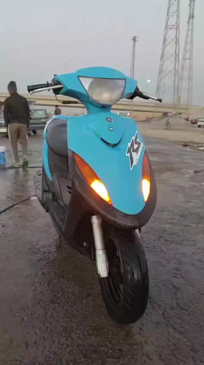 ماكس 
السلام عليكم دراجه رمبه ختم واحد ويه الملاح ملاح قوي كفر سمائي مميز اشاير اربع ولفات مكينه ما مفتوحه كفاله  عامه الدراجه خير من الله كهربائيات كله شغاله تأيرات جددالسعر 950 وبيه مجال***********
