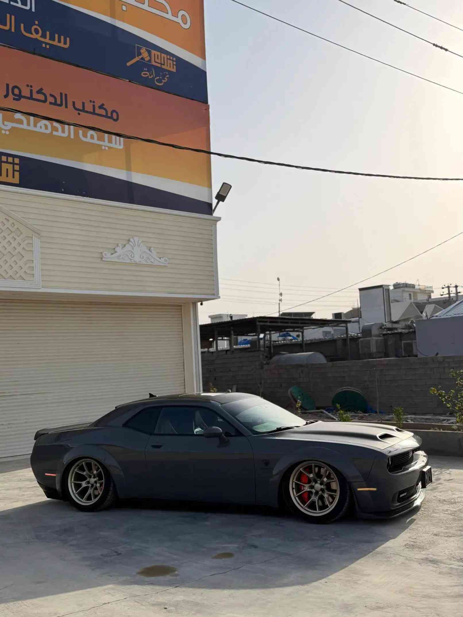 هليكات ريد اي 1017 حصان  حادث السياره كلين تايتل  وايد بدي مديل 2019  لون السياره تو كلر بلادي من الشركه  ماشيه 14  الف كيلو  فول موصفات السياره  فتحه+رادار  اضافات  شوتهafeكاربون فايبر اصلي  كزوز كورسا اخر صدار كت كامل هدرز امريكان ريسنك لونك تيوب  جكات alr lift x3اصلي امريكي   AEM كت واتر مثنول V3 جهاز لهب سعره 25 ورقه  تخم تاير رن فلات دنلوب سعره 22 ورقه  ويل هليكات اصلي مو تجاري الصور الي ناشرهن قبل ما اخلي الويل  الداخل كله كنتاره كذالك الصندوك هم كنتاره  غرفه السياره من مارسدamgGTI الوحيده بل عراق  عليه جل مال جلبريك  كاربون فايبر الدواخل كلهن اصلي مو عمل  دفيوزر كاربون فايبر اصلي اصلي  سبايدر كاربون فايبر اصلي اصلي  لحيه كاربون فايبر اصلي اصلي  السياره كلش جديده ومصروف عليه ومتعوب عليه ولي ياخذه بل خير عليه وبعد هوايه غراض طار من بالي اذكرهن الي يشتري راح يعرف السياره بل تفصيل  رقم بغداد وتحويل موجود مباشر  السعر اتصل وتدلل  مكان ديالى بعقوبه  رقم صاحب سيارة *********** 🟩علق سوف يوصلك الرسائل سعر #كري_للسيارات_الرياضيه #SRT #امريكا #امريكي #rt 
