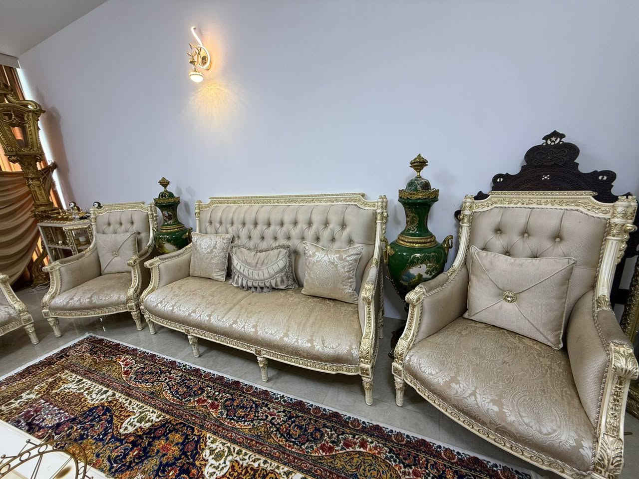 تخم زان المصري خشب طبيعي 10 مقاعد بعده جديد مكان مجمع بدور وثقيل جدا


**إذا كنت صاحب هذا الإعلان وتريد حذفه لأي سبب، رجاءا أرسل رسالة إلى الدعم الفني**