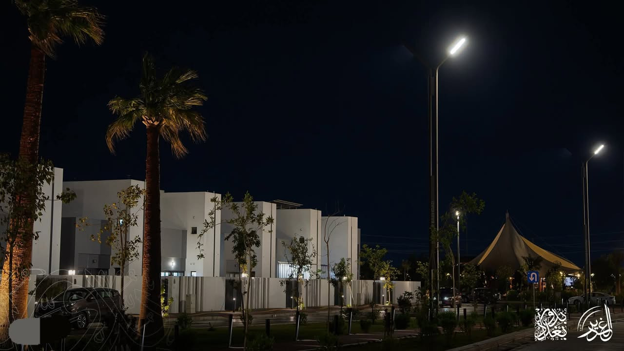 عرض مميز للبيع
200 متر 4 نوم بولفارد استلام قريب جدا مع قرض 135 مليون بسعر جدا مناسب للستفسار التواصل على الرقم 
(***********)
