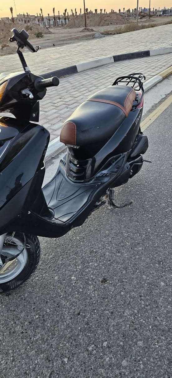 دراجة ياماها اكزز تريت نوزل
مكفولة ومامفتوحه 
وفحص وين ميعجبك 
مكاني كربلاء 
***********
