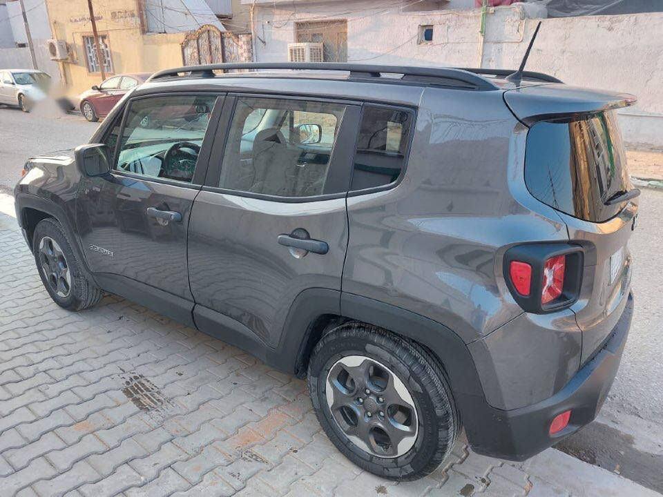 سلام عليكم.. جيب رنجيد موديل 2017
كير عادي .. كير عادي ٦ نمر
فئة سبورت
محرك ١٤٠٠ تيربو  
ضرر بسيط بارد و مكحلات بالجاملغ كما مرفق بالصور  يعني
بدون شواصي وايرباك و بدون تبديل.
السعر 95 ورقةوبيها مجال بيع مستعجل
 رقم السيارة كربلاء ومكانها نجف 
سيارة باسمي مداور ثاني يوم. 
 الاتصال على الرقم 
***********
