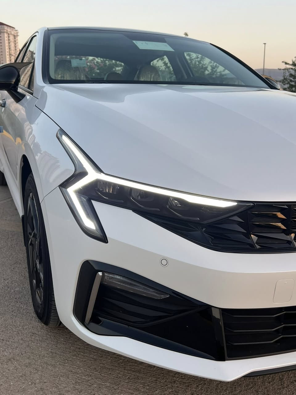 السلام وعليكم للبيع K5موديل 2024فول مواصفات خليجي صفرشركة النيم
ماشيه 5000

بانوراما
كشن جلد كهربائي 
شحن وايرلز
مكفوله كفاله عامه
شخطه مابيها
مكانها السليمانية للاستفسار فقط اتصال 
***********

