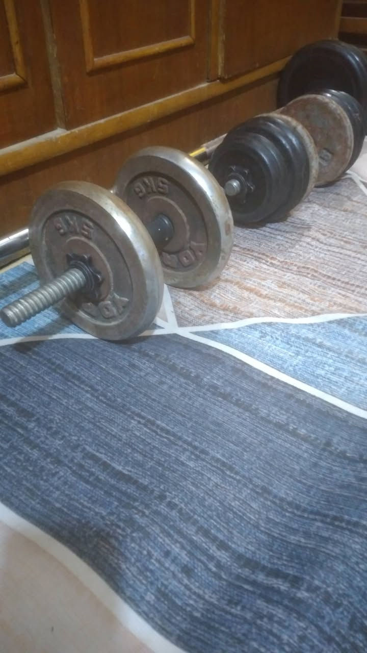 حديد للبيع شلع ابيعه ٤٠ ألف قفل ***********
