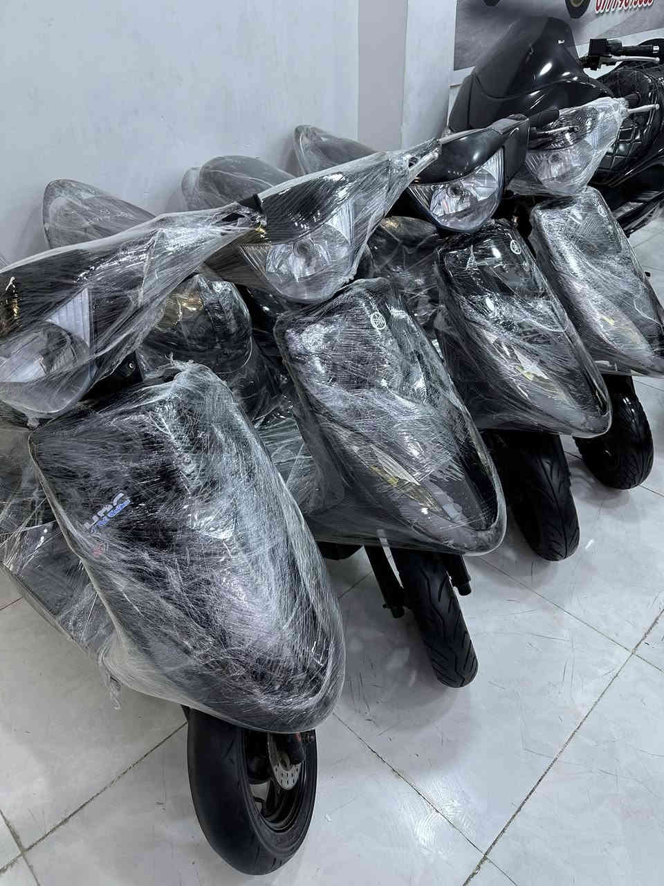 سلام عليك تم وصول دراجات ماكس عدله مكفولات كفاله عامه للبيع بل نقد ولتقسيد المريح لحاملين ماستر ارفدين 
موقعي بغداد البياع 
لاستفسار :***********
       ***********
