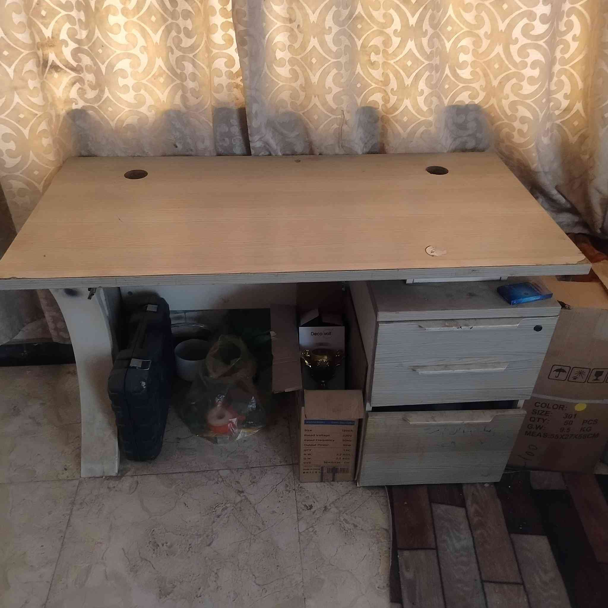 للبيع مستعجل كنتور صاج طلاكتين مستعمل اتصال أو وات ساب ***********
