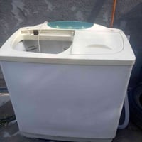 غساله للبيع شغاله كلشي مابيه 75وبيهة مجال 07712381792