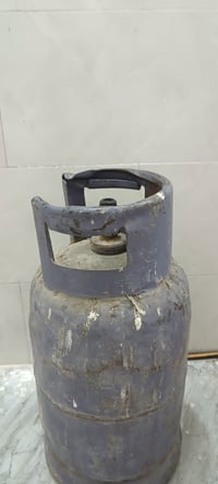 قنينة غاز • متروسة