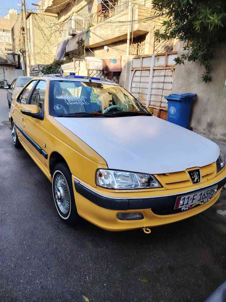 سلام عليكم بيجو بارص موديل 2015 سياره جاهزه واحلوه تبريد شغال ومجبمبزه ومرتبه وبها شاشه وتخم تاير مكينه كير حداديه عوزه بس بور برن كايم سياره بسمي رقم بغداد بدون حادث قوي بدون صبغ بس جاملغ خلفي بارد ***********
