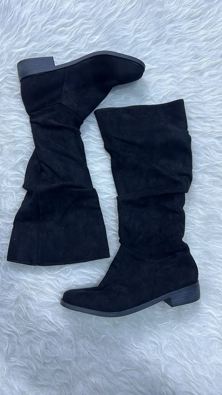 شلعة الي يفيدنه واله رزق بيهن ينطي سعر بيهن وياخذهم واتساب
***********
