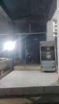 محل للإيجار • قرب جامع الانصار • خزرج