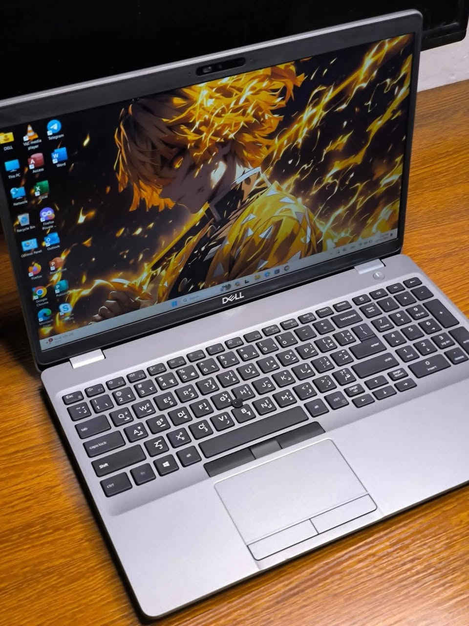 قطعة ماتتعوض شوفولي المواصفات 
السعر 485 الف بس
 Dell Latitude 5510 
 المواصفات:
 المعالج: Core i7 الجيل العاشر (10th Gen)
الرام: 16GB
الخزن: 512GB SSD سريع
 الشاشة: 15.6 إنج FHD دقة عالية
كرت شاشة: داخلي


**إذا كنت صاحب هذا الإعلان وتريد حذفه لأي سبب، رجاءا أرسل رسالة إلى الدعم الفني**