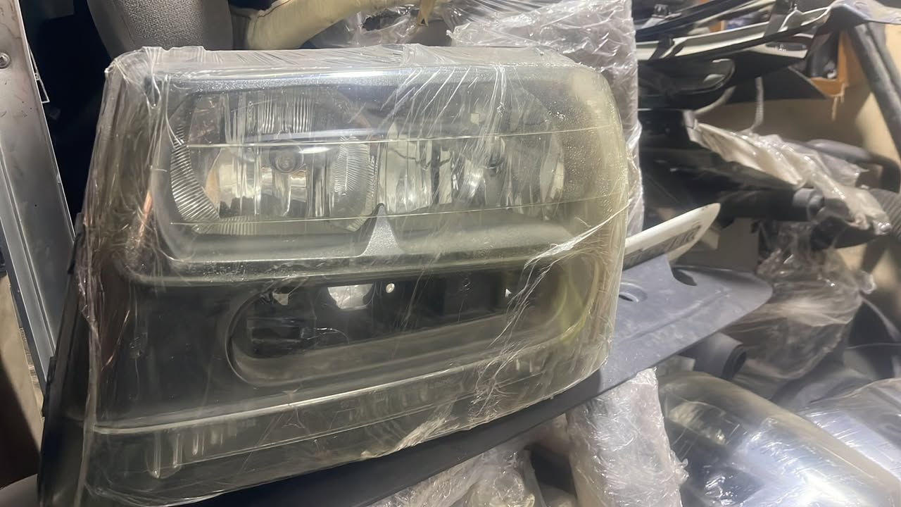 محلات اليزن يتوفر كافة قطع الغيار تريل بلايزر و جمسي أنڤوي و يتوفر كمبريسر تبريد ٨ سلندر و ٦ سلندر 
صيانة كافه السيارات بغداد طريق معسكر الرشيد مجمع مشن 
للتواصل والحجز و الاستفسار على هاتف المحل ***********
