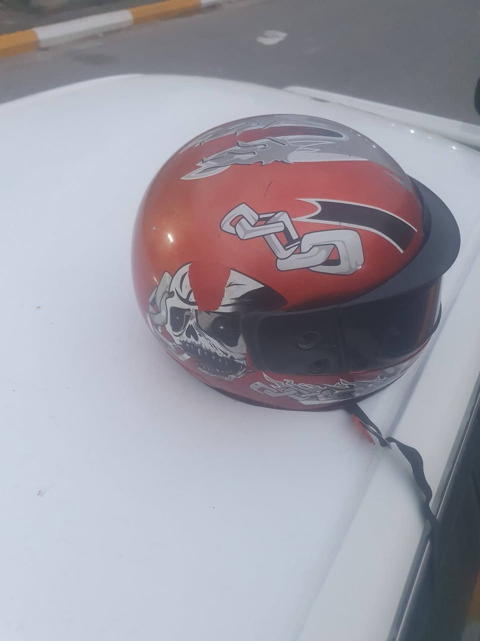 خوذة اصلية للبيع استفسار واتساب ***********
